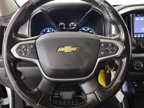 Used 2022 Chevrolet Colorado LT w/ Fleet Safety Package image 3