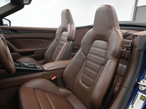 Certified 2022 Porsche 911 Carrera GTS RWD image 5