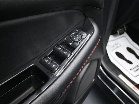 Used 2020 Ford Edge ST-Line FWD image 12