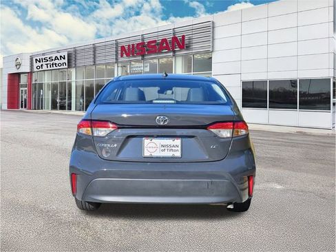 Used 2024 Toyota Corolla LE image 5