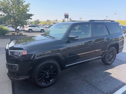 Used 2021 Toyota 4Runner Nightshade AWD/4WD image 2