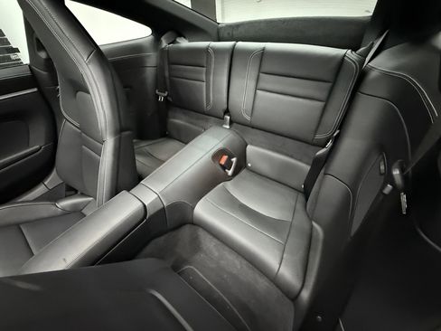 Used 2025 Porsche 911 Carrera image 14