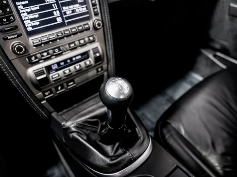 Used 2005 Porsche 911 Carrera S RWD image 14