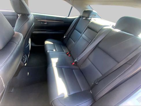 Used 2016 Lexus ES 350 FWD image 19
