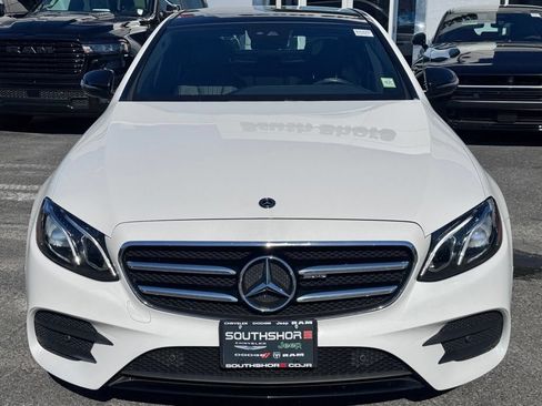 Used 2018 Mercedes-Benz E 400 4MATIC Sedan image 2