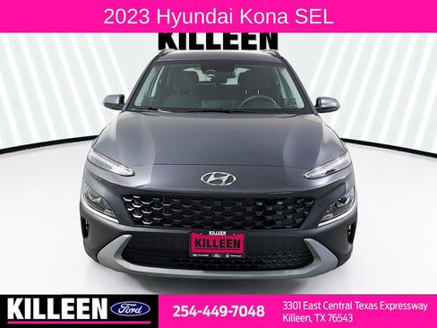 Used 2023 Hyundai Kona SEL FWD image 2