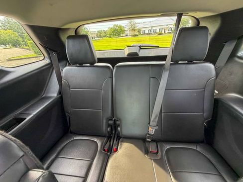 Used 2020 Chevrolet Traverse Premier AWD/4WD image 21