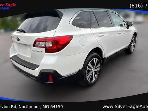 Used 2019 Subaru Outback 2.5i Limited AWD/4WD image 5