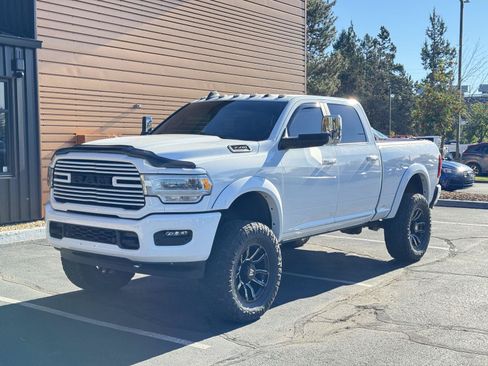 Used 2022 RAM 3500 Laramie AWD/4WD image 1