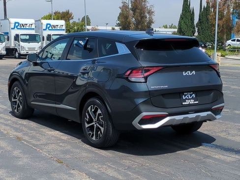 Certified 2023 Kia Sportage EX FWD image 8