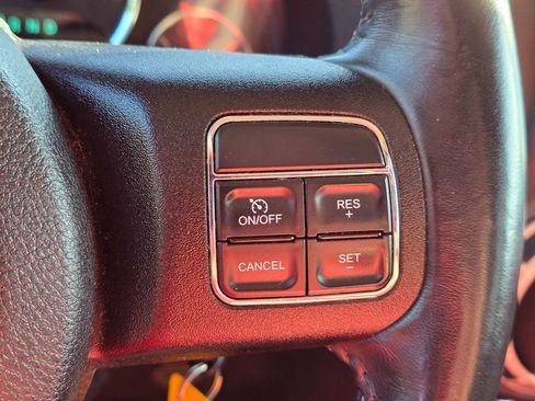 Used 2016 Jeep Wrangler Sahara w/ Dual Top Group AWD/4WD image 21
