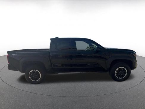 Used 2025 Toyota Tacoma TRD Off-Road AWD/4WD image 16