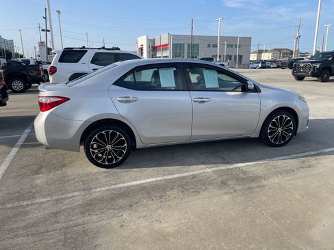 Used 2014 Toyota Corolla S Premium w/ Driver Convenience Package FWD image 7