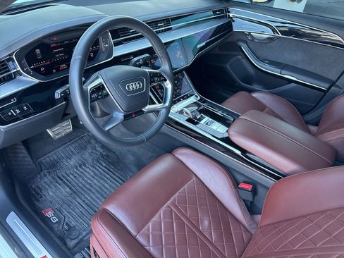 Used 2020 Audi S8 L w/ Full Leather Package image 4