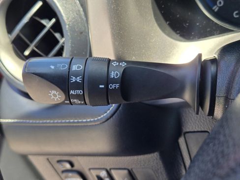 Used 2016 Toyota RAV4 Limited image 53