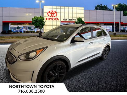 Used 2019 Kia Niro S Touring FWD image 10