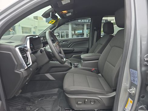 Used 2025 GMC Canyon Elevation w/ Convenience Package AWD/4WD image 13