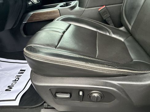 Used 2020 Chevrolet Silverado 3500 High Country w/ Z71 Off-Road Package image 12