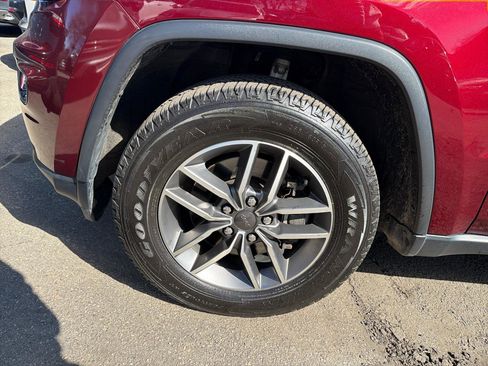 Used 2021 Jeep Grand Cherokee Limited w/ Premium Lighting Group image 15