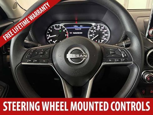 Used 2024 Nissan Sentra SV FWD image 9