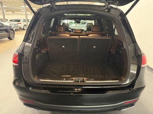 Used 2022 Mercedes-Benz GLS 450 4MATIC image 16