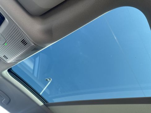 New 2026 Volkswagen Atlas Peak Edition image 28