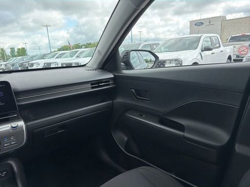 Used 2026 Hyundai Kona SEL Sport FWD image 21