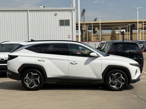 Used 2024 Hyundai Tucson Limited AWD/4WD image 3