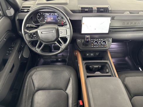 Certified 2023 Land Rover Defender 130 X-Dynamic SE AWD/4WD image 24