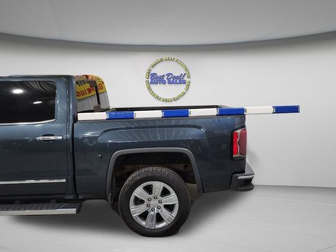 Used 2017 GMC Sierra 1500 SLT w/ SLT Premium Package AWD/4WD image 9