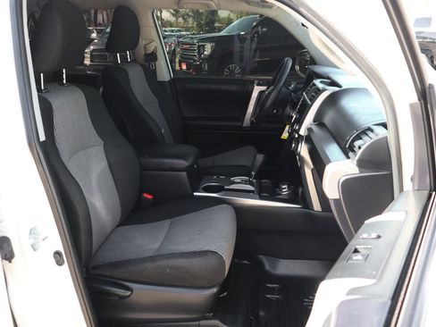 Used 2021 Toyota 4Runner SR5 AWD/4WD image 43