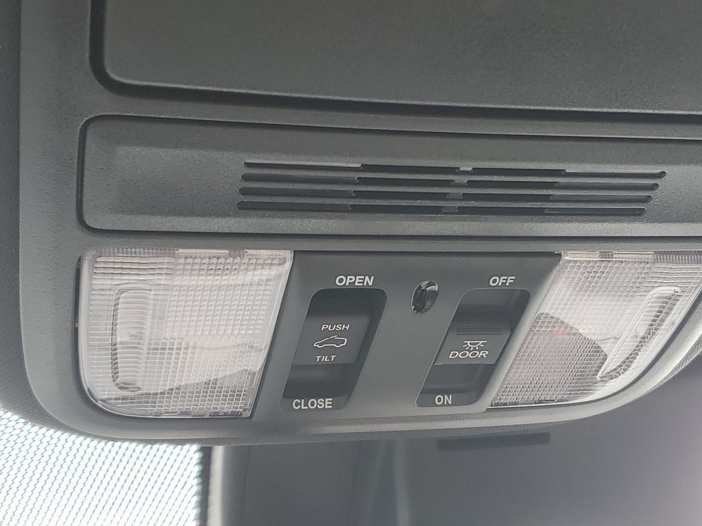 Used 2024 Honda Passport EX-L image 32