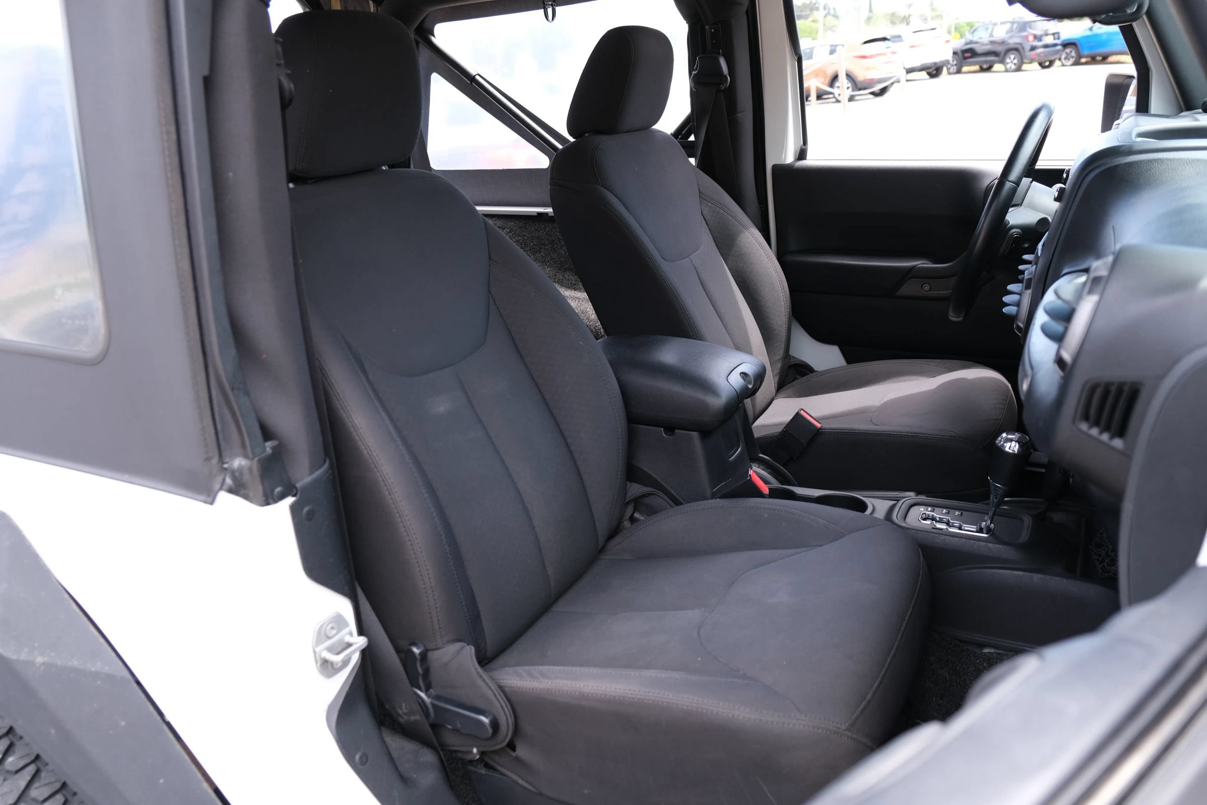Used 2016 Jeep Wrangler Sport w/ Quick Order Package 24S AWD/4WD image 11