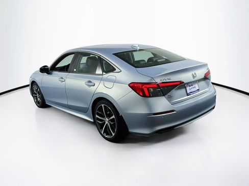 Used 2023 Honda Civic Touring image 7