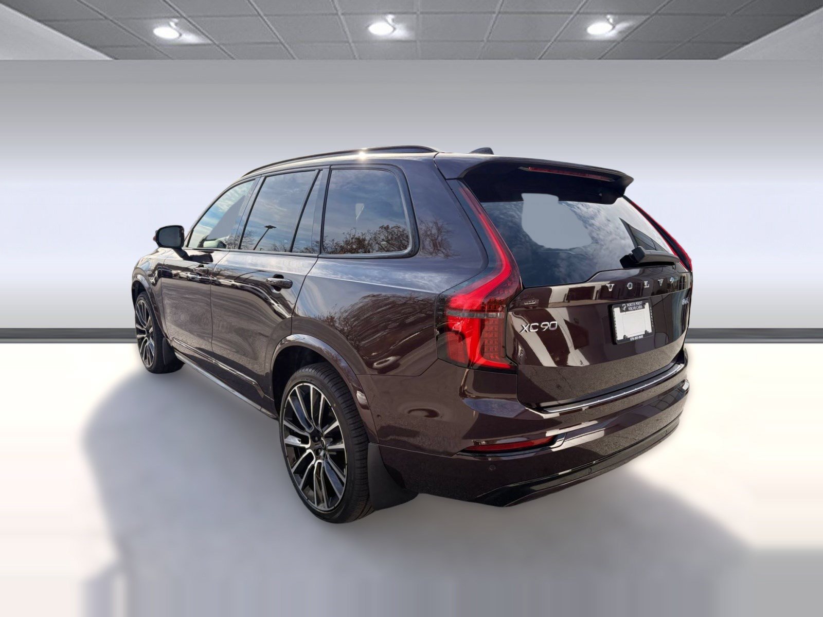 Certified 2026 Volvo XC90 B6 Ultra w/ Protection Package AWD/4WD image 3
