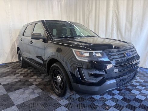Used 2017 Ford Explorer 4WD Police Interceptor image 3