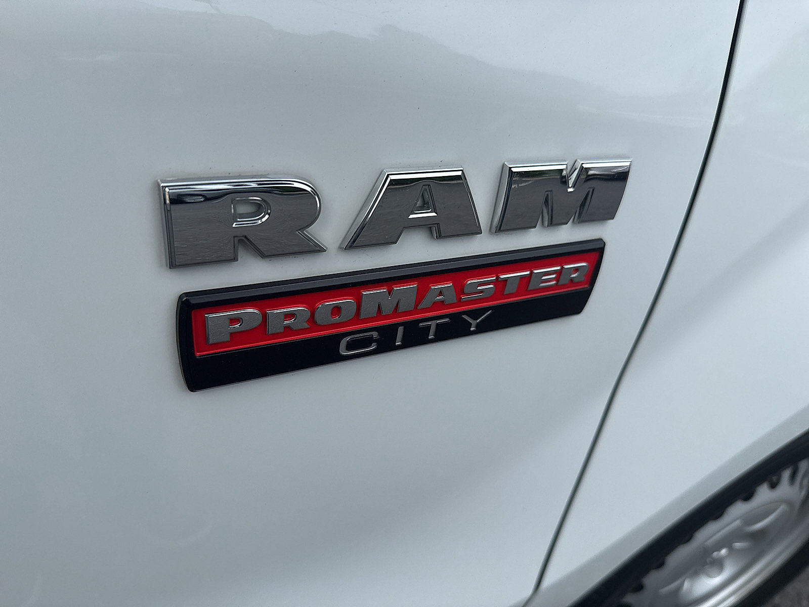Used 2022 RAM ProMaster City Tradesman FWD image 13
