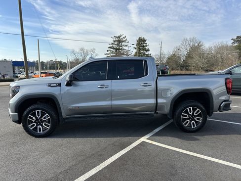 Certified 2024 GMC Sierra 1500 AT4 w/ AT4 Premium Package image 9