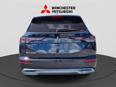 New 2025 Mitsubishi Outlander SEL image 5