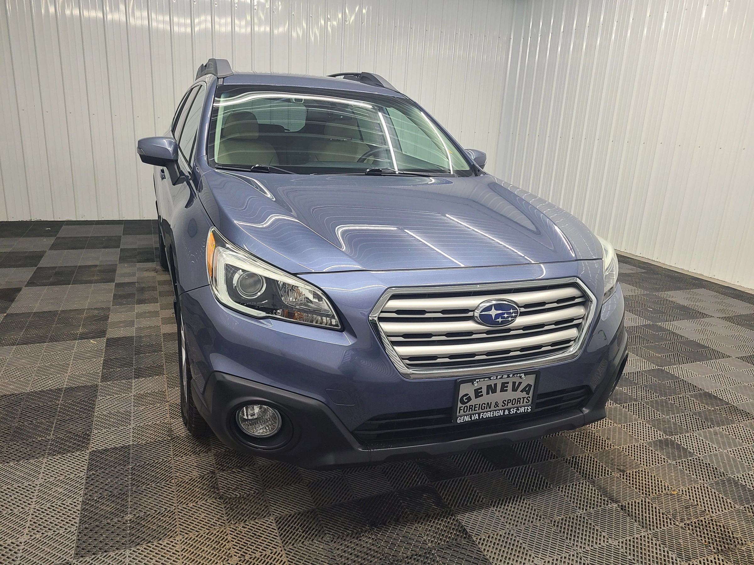 Used 2016 Subaru Outback 2.5i Premium AWD/4WD image 5