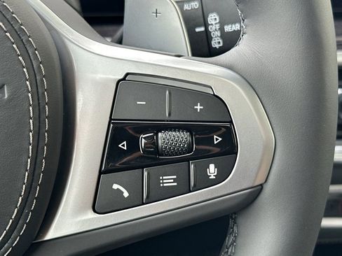 New 2026 BMW X7 xDrive40i w/ Executive Package image 30