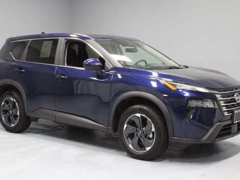 Certified 2024 Nissan Rogue SV AWD/4WD image 1