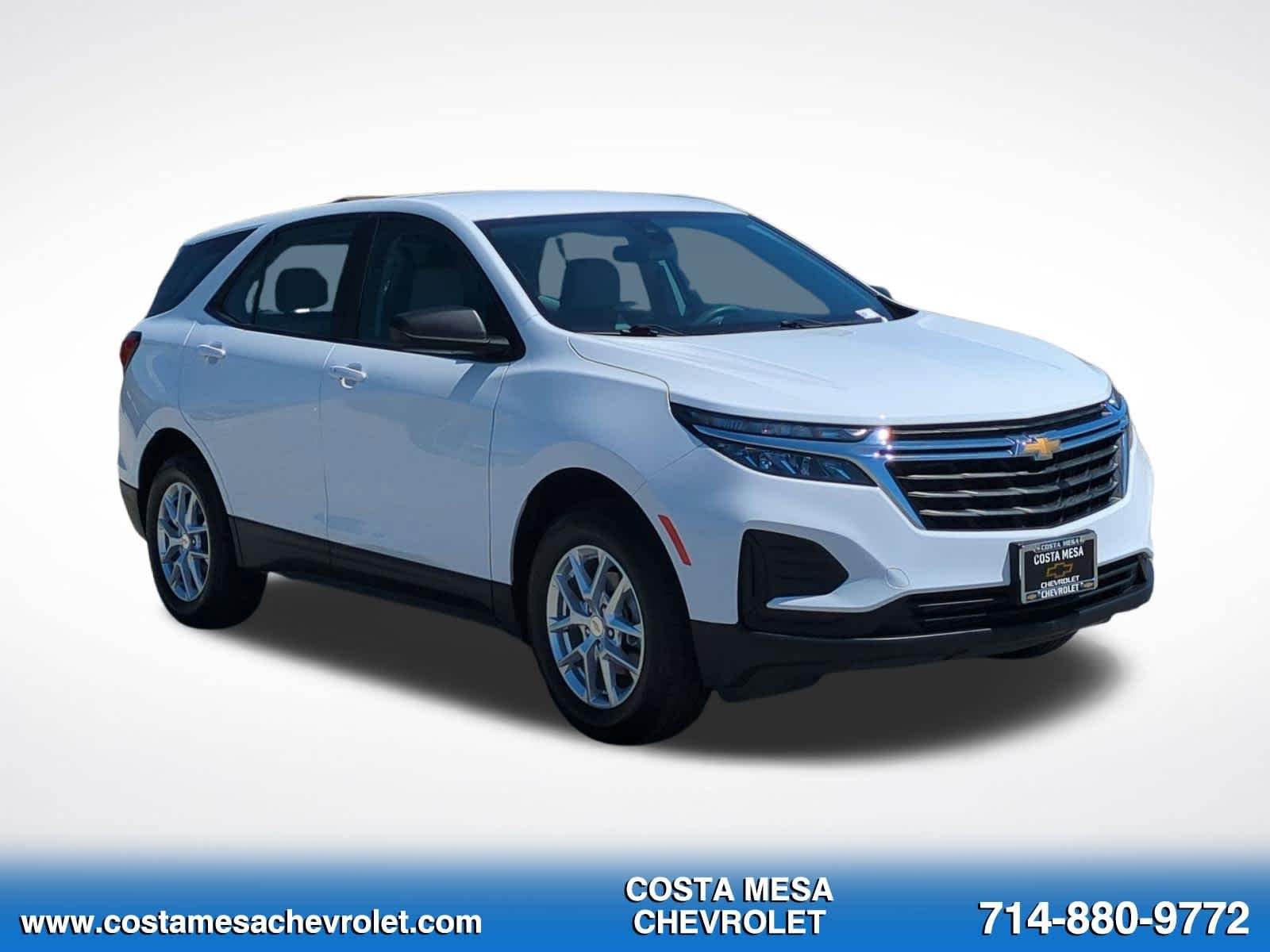 Used 2022 Chevrolet Equinox LS w/ LPO, Cargo Package AWD/4WD image 3