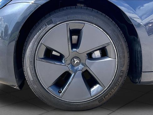 Used 2023 Tesla Model 3 Standard Range RWD image 8