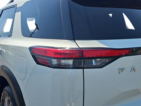 Used 2023 Nissan Pathfinder SV FWD image 29