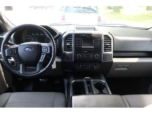 Used 2015 Ford F150 XLT w/ Equipment Group 301A Mid AWD/4WD image 9