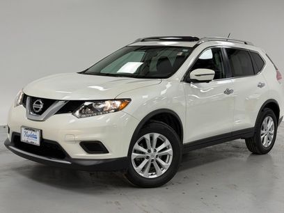 Used 2016 Nissan Rogue SV w/ SV Premium Package