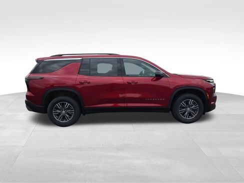 Used 2026 Chevrolet Traverse LT AWD/4WD image 6