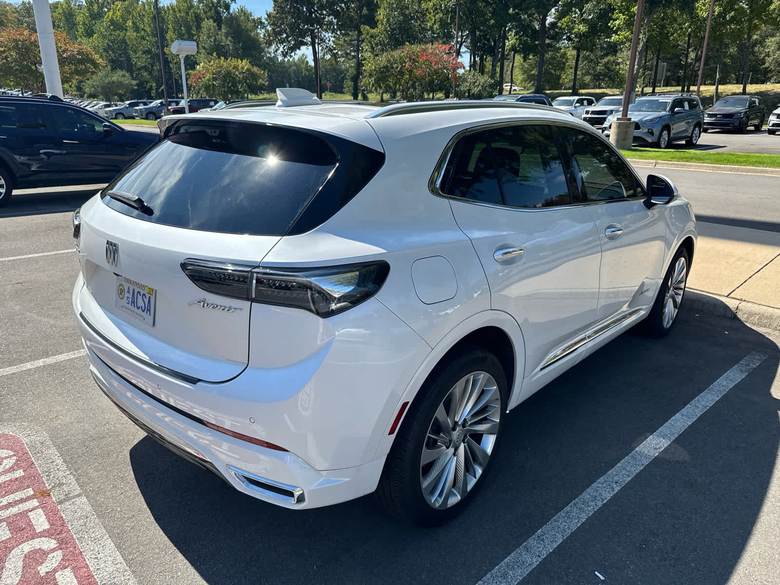 Used 2024 Buick Envision Avenir AWD/4WD image 4