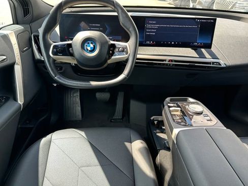 Used 2024 BMW iX xDrive50 w/ Convenience Package image 46